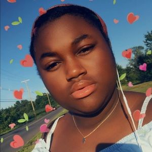 Meet your Posher, Zoe